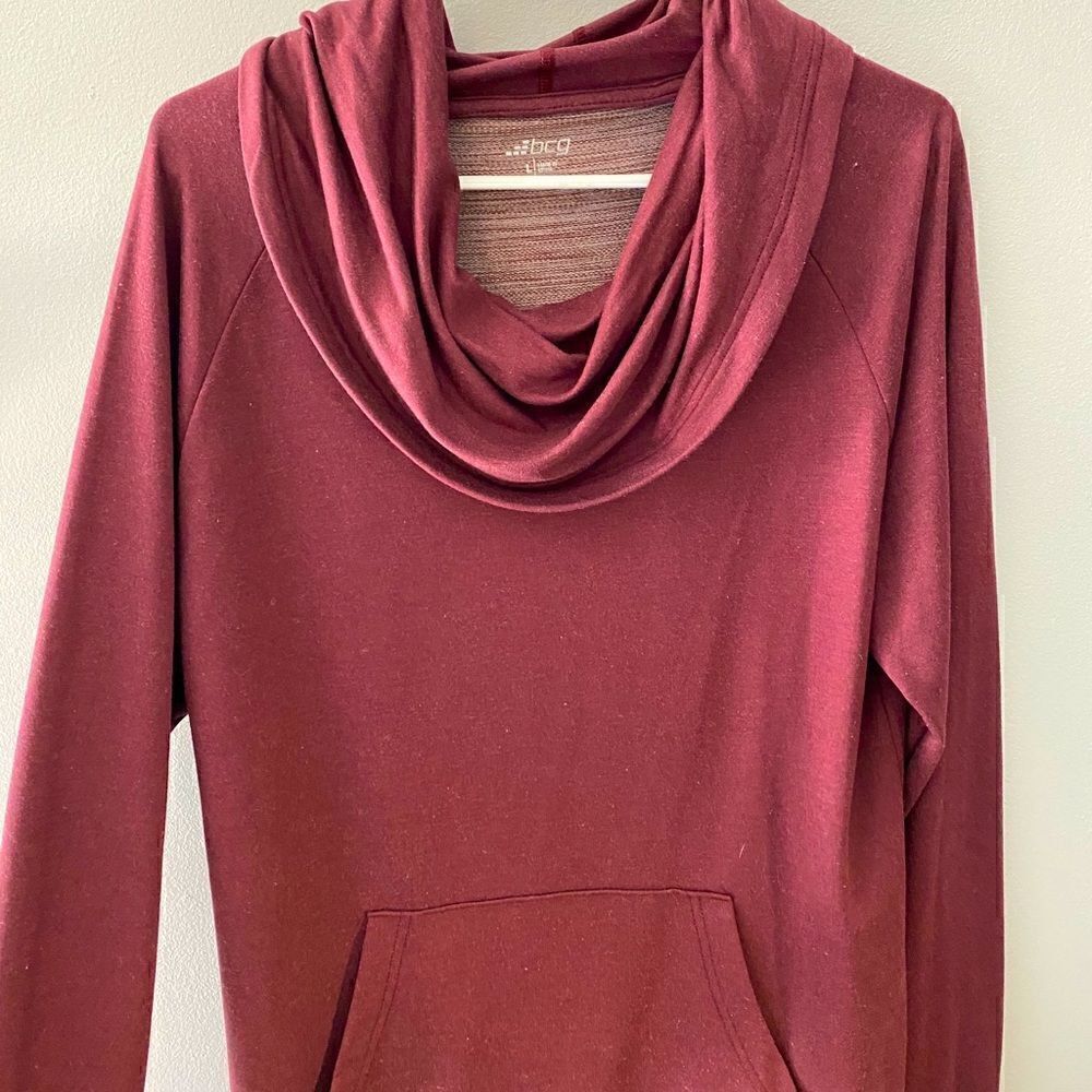 Pullover with cowl neck 